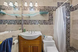 47-23 164th St, Flushing, NY 11358 - Photo 20