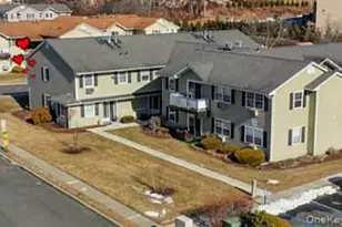 100 Hillside Dr, Middletown, NY 10941 - Photo 2