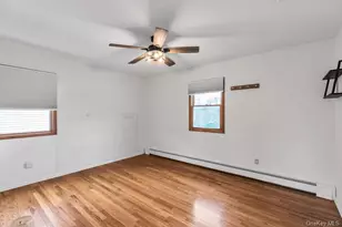 3 Bayview Pl, Locust Valley, NY 11560 - Photo 12