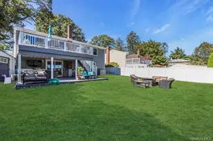 3 Bayview Pl, Locust Valley, NY 11560 - Photo 18