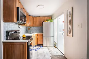 278 W Elm Rd, Mastic Beach, NY 11951 - Photo 6