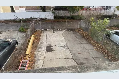 215-10 Hillside Avenue #1st Floor, Queens Village, NY 11428 - Photo 8