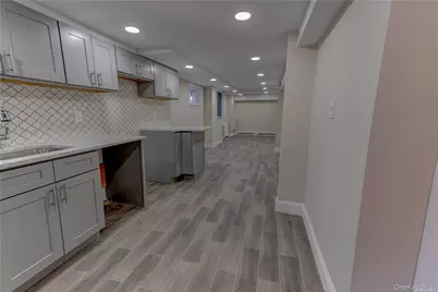 85 Florida Street, Long Beach, NY 11561 - Photo 2