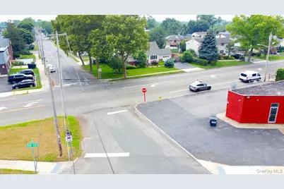 900 Route 109, Lindenhurst, NY 11757 - Photo 10
