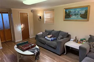 613 Madison Ave, Lindenhurst, NY 11757 - Photo 22