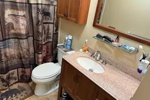 613 Madison Ave, Lindenhurst, NY 11757 - Photo 8