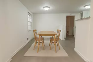 27 Middle Line Ave, Medford, NY 11763 - Photo 2