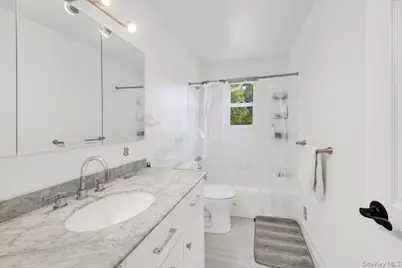 270 Victory Boulevard, New Rochelle, NY 10804 - Photo 16