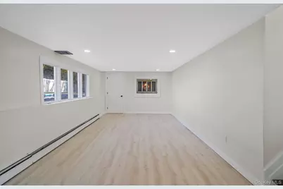 67 Bardolier Lane, Bay Shore, NY 11706 - Photo 12