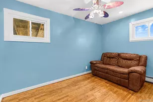 9 Farragut Ave, Bay Shore, NY 11706 - Photo 8