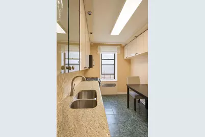 141-05 Pershing Crescent #416, Briarwood, NY 11435 - Photo 8