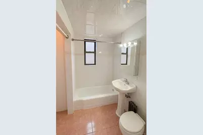 141-05 Pershing Crescent #416, Briarwood, NY 11435 - Photo 10