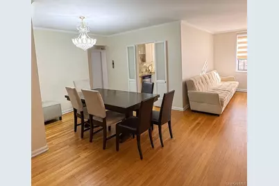141-05 Pershing Crescent #416, Briarwood, NY 11435 - Photo 6