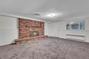 101 Beverly Pl, Levittown, NY 11756 - Photo 10