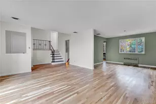 101 Beverly Pl, Levittown, NY 11756 - Photo 6