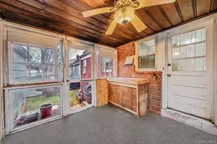 98 Miriam St, Valley Stream, NY 11581 - Photo 6