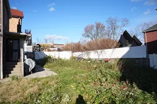 25-21 127th St, Flushing, NY 11354 - Photo 6