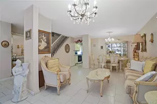 69-11 62nd Dr, Middle Village, NY 11379 - Photo 8