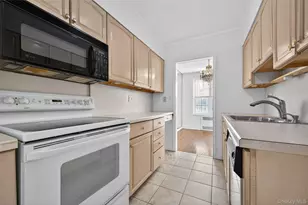 366 Stewart Ave, Garden City, NY 11530 - Photo 10