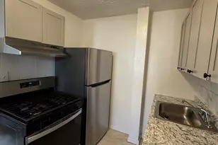 849 E 221st St, Bronx, NY 10467 - Photo 8