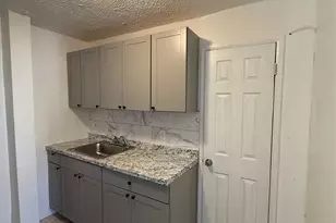 849 E 221st St, Bronx, NY 10467 - Photo 10