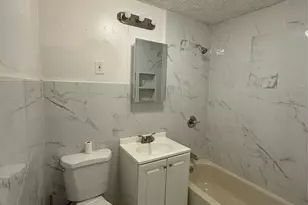 849 E 221st St, Bronx, NY 10467 - Photo 14