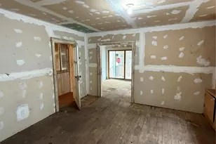 244 Tibbetts Rd, Yonkers, NY 10705 - Photo 14