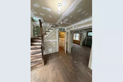 244 Tibbetts Road, Yonkers, NY 10705 - Photo 10