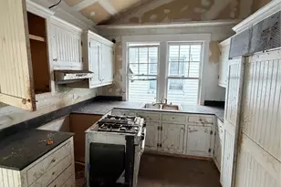 244 Tibbetts Rd, Yonkers, NY 10705 - Photo 18