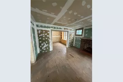 244 Tibbetts Road, Yonkers, NY 10705 - Photo 12