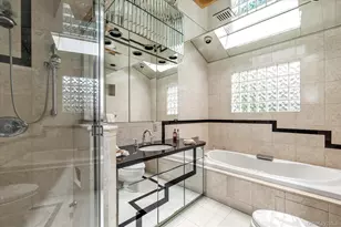 895 Cherry Ln, Woodmere, NY 11581 - Photo 20