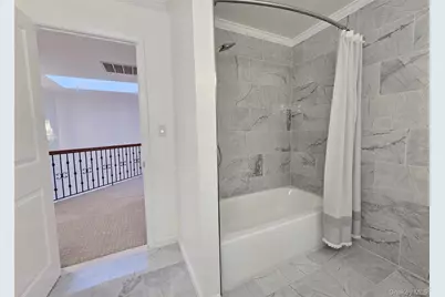 31 Hampshire Court #31, Holbrook, NY 11741 - Photo 24