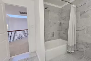 31 Hampshire Ct, Holbrook, NY 11741 - Photo 24