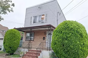 151 Lincoln Ave, Mineola, NY 11501 - Photo 2