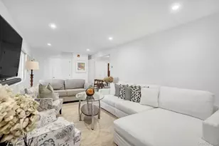 62 Canoe Place Rd, Hampton Bays, NY 11946 - Photo 4