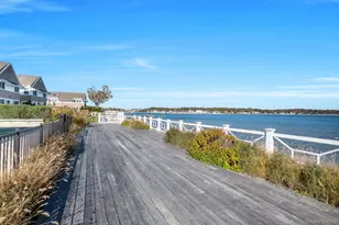 62 Canoe Place Rd, Hampton Bays, NY 11946 - Photo 14