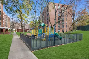 75-34 Bell Blvd, Bayside, NY 11364 - Photo 16