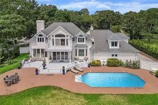 4 Mill Pond Rd, Hampton Bays, NY 11946 - Photo 2