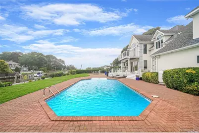 4 Mill Pond Road, Hampton Bays, NY 11946 - Photo 6