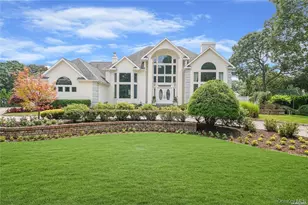 4 Mill Pond Rd, Hampton Bays, NY 11946 - Photo 20