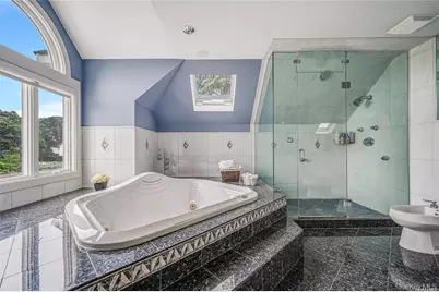 4 Mill Pond Road, Hampton Bays, NY 11946 - Photo 18