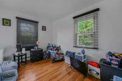 1599 Feureisen Avenue, Bohemia, NY 11716 - Photo 16