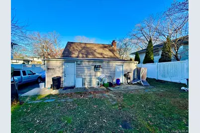 398 Central Islip Boulevard, Ronkonkoma, NY 11779 - Photo 6