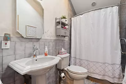 444 Carnation Avenue, Floral Park, NY 11001 - Photo 26