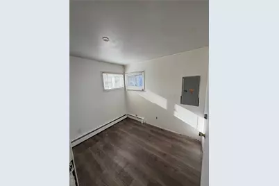 40 East Cherry Street, Central Islip, NY 11722 - Photo 10