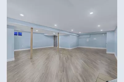 16 Wooleys Lane, Great Neck, NY 11023 - Photo 20