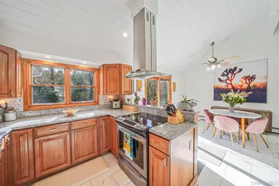 4 Malcolm Street, Bellport, NY 11713 - Photo 8