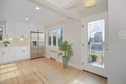 57 Remson Street, Valley Stream, NY 11580 - Photo 4