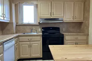 121 Campbell Ave, Williston Park, NY 11596 - Photo 8