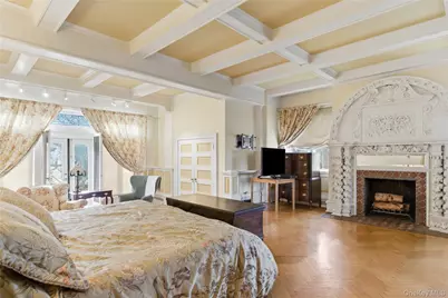 5 Cedar Lane, Glen Cove, NY 11542 - Photo 32